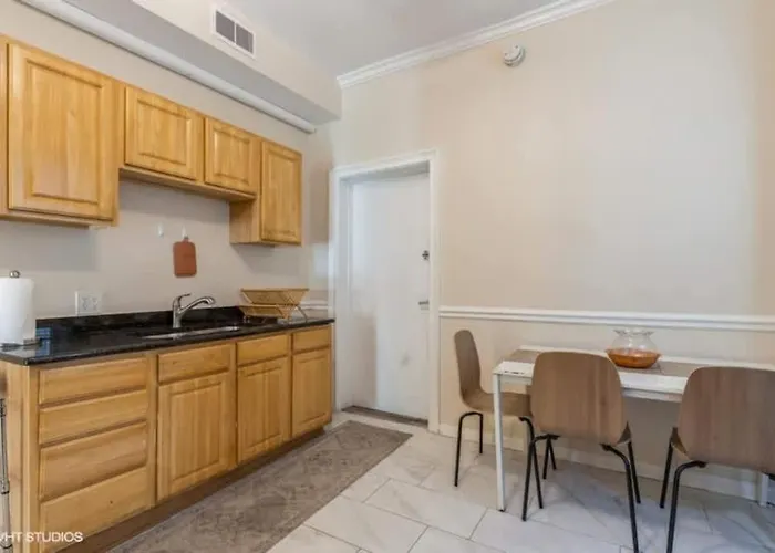 Wrigleyville Getaway Apartamento *